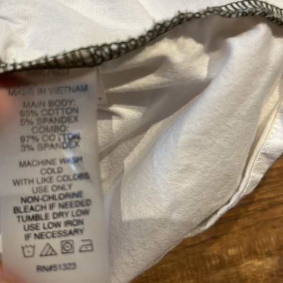 Two by Vince Camuto hunter Green longsleeve oversized top - Picture 7 of 9